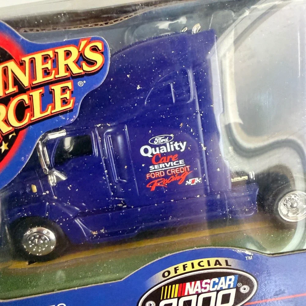 NASCAR 2000 Winners Circle Dale Jarrett 88 Ford Quality Care 1/64 Trailer Rig